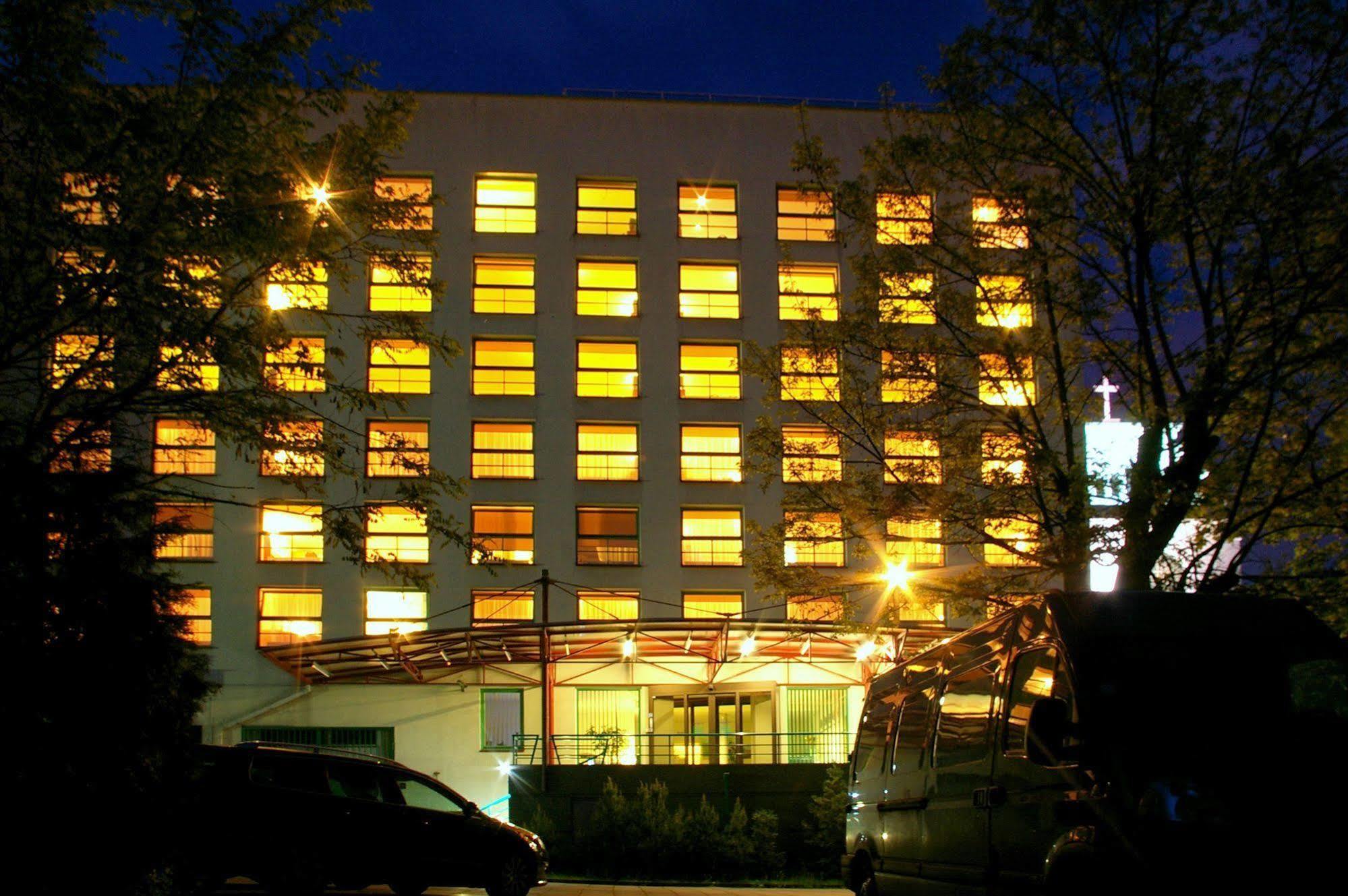 Centre Hotel Каунас Екстер'єр фото